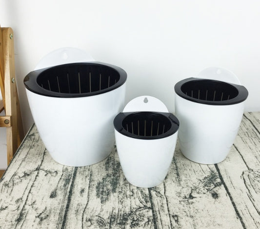 Wall-mounted Flowerpot Automatically Absorbs Water Lazy Plastic Flowerpot